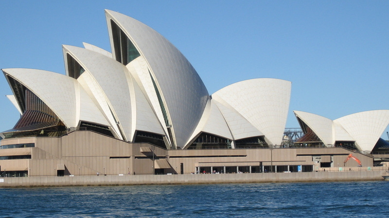 What's the glass for building Sydney Opera House.png
