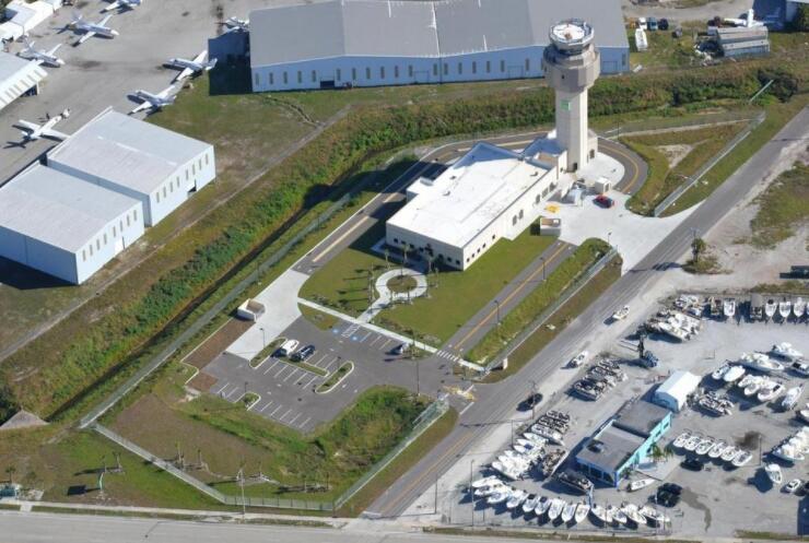 New tower at Sarasota Bradenton airport built- the glass from china